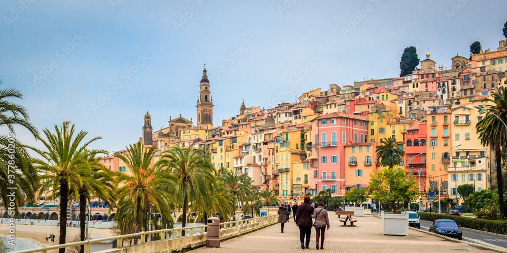 Obraz premium Pastel colored houses in the old town of Menton, on the French Riviera