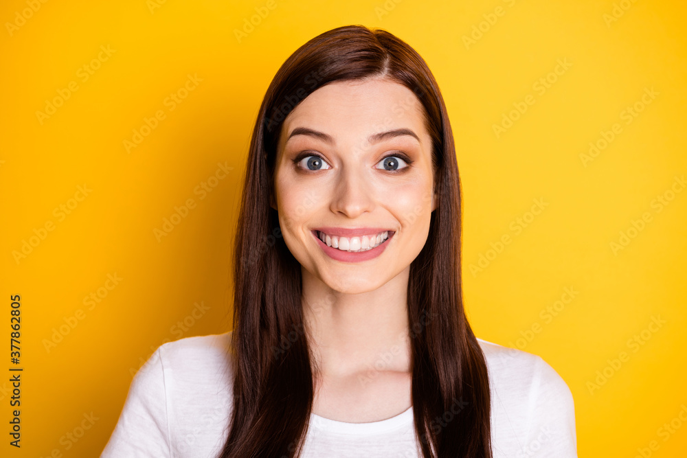 Close-up portrait of her she attractive pretty cute funky childish glad cheerful cheery long-haired girl friend beaming healthy smile isolated over bright vivid shine vibrant yellow color background Close-up portrait of her she attractive pretty cute funky childish glad cheerful cheery long-haired girl friend beaming healthy smile isolated over bright vivid shine vibrant yellow color background