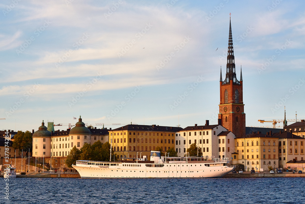 Naklejka premium city old town