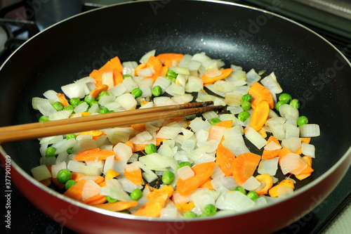色とりどりな野菜の炒め物
