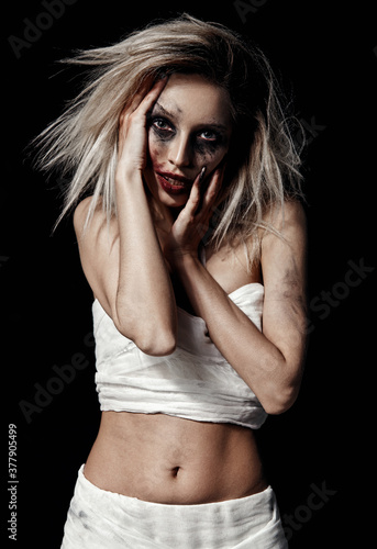 фотографія Strange mad girl
