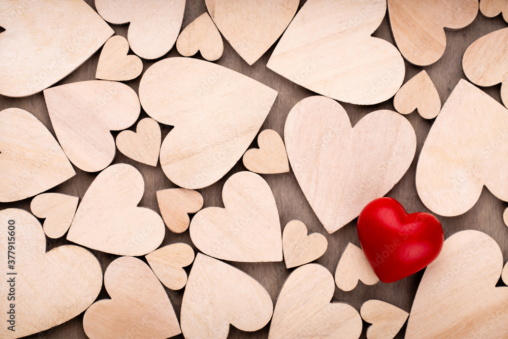 Obraz premium Red heart, valentine day greeting card. Wooden hearts background.