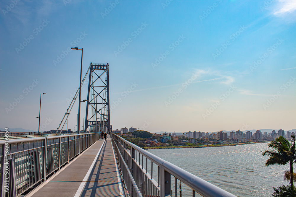 A Ponte Hercílio Luz, Florianópolis, Santa Catarina, Brasil Florianopolis