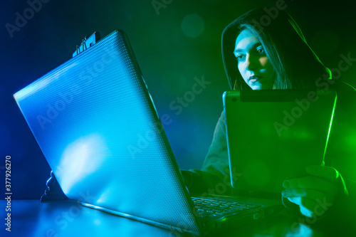 Freelancer girl at work. Gi...
