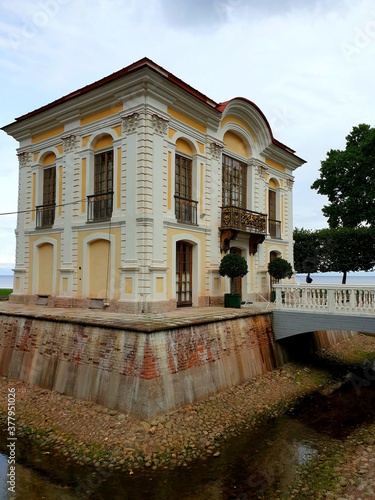 palace in the park