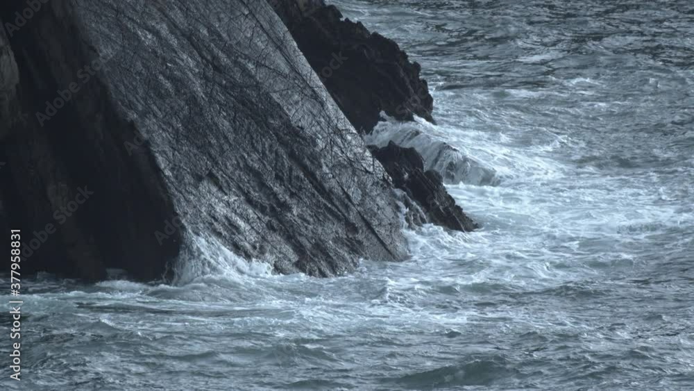 mar Cantábrico en el invierno, slow motion, Cantabria mar Cantábrico en el invierno, slow motion, Cantabria