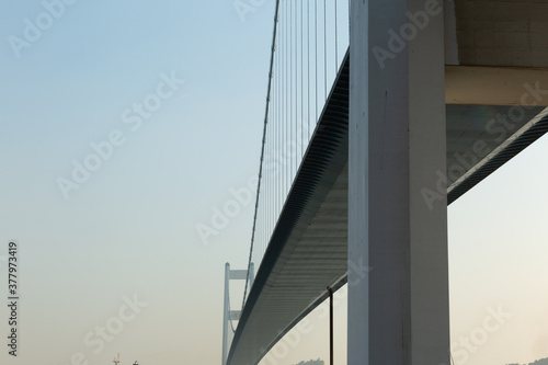 Fototapeta Naklejka Na Ścianę i Meble -  golden gate bridge day time shot in china