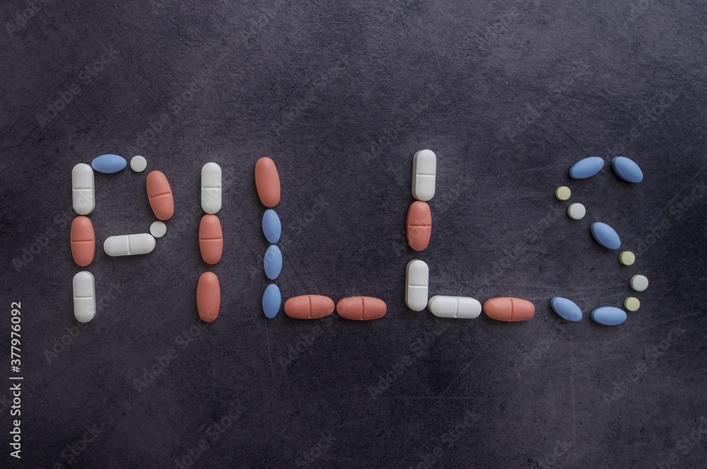 Pills lettering- napis z tabletek- pills - obrazy, fototapety, plakaty 