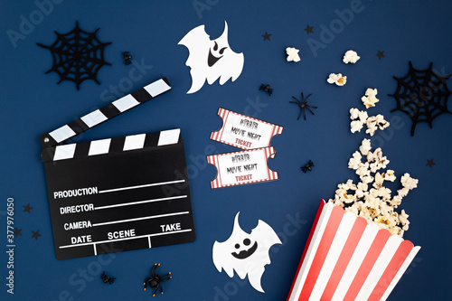 Fotografía Movie clapperboard and halloween decoration