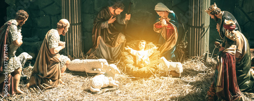 фотографія Statue of the nativity of the baby jesus Our Lady and Joseph are by your side