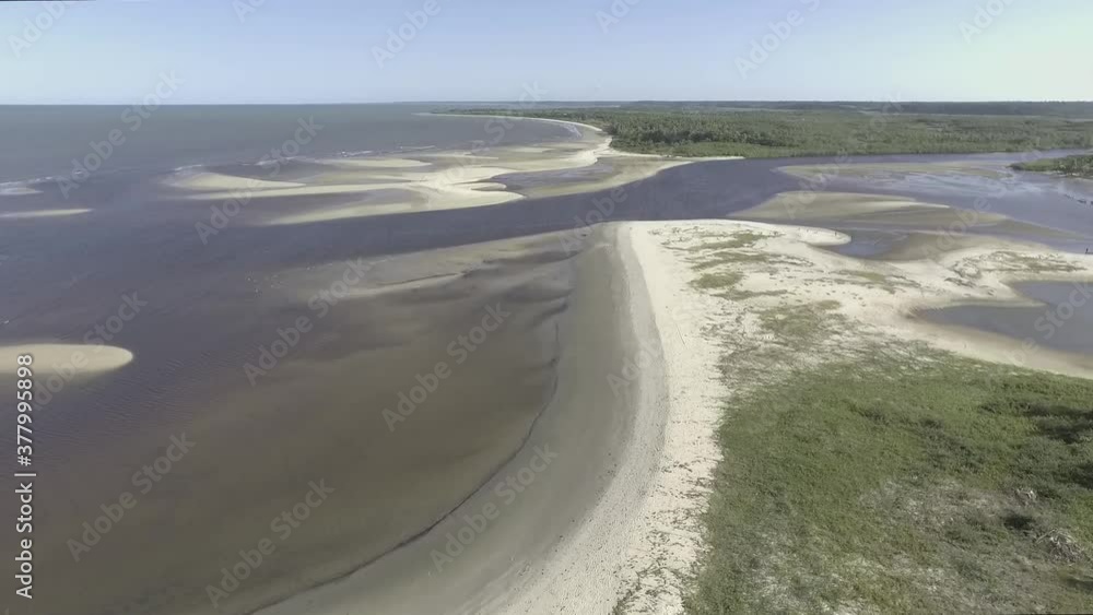 Vista de drone do estuário na Praia da Ponta de Santo Antônio - Santo André Vista de drone do estuário na Praia da Ponta de Santo Antônio - Santo André