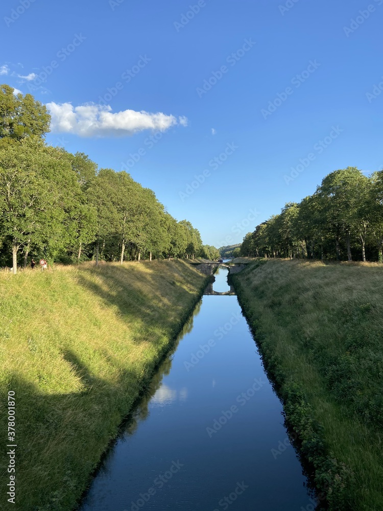 Canal du nivernais, Bourgogne