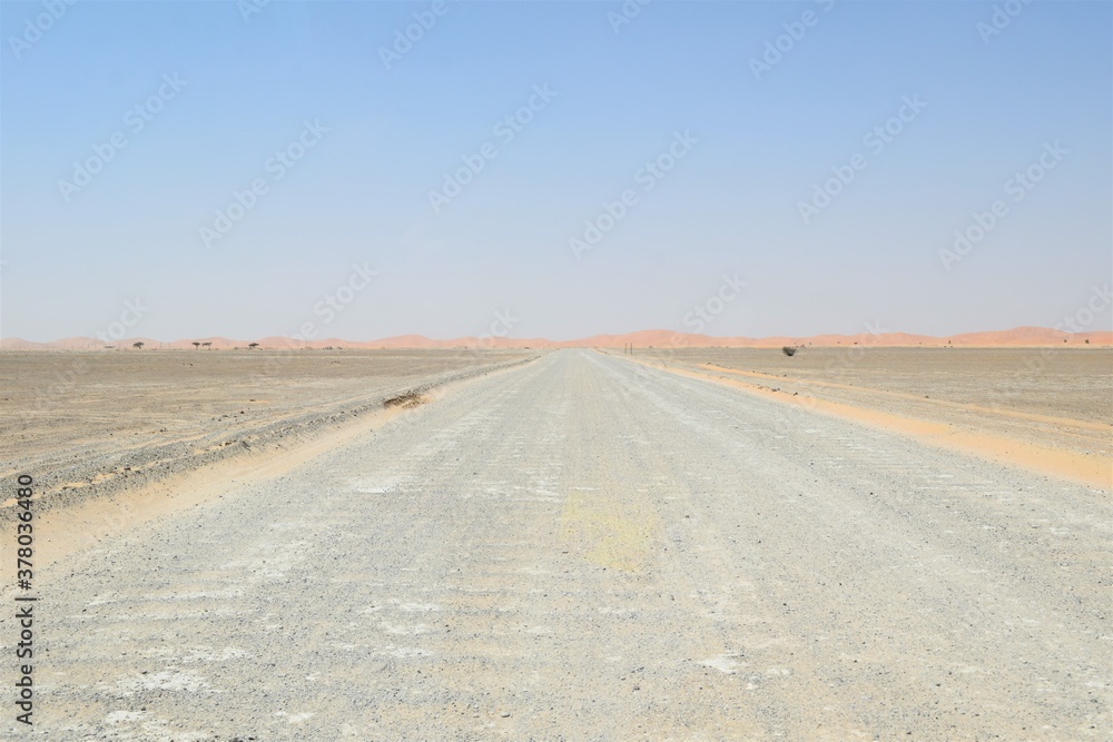 Naklejka premium Amazing travel in the desert road in oman. vehicles. Muscat, oman : 15-09-2020