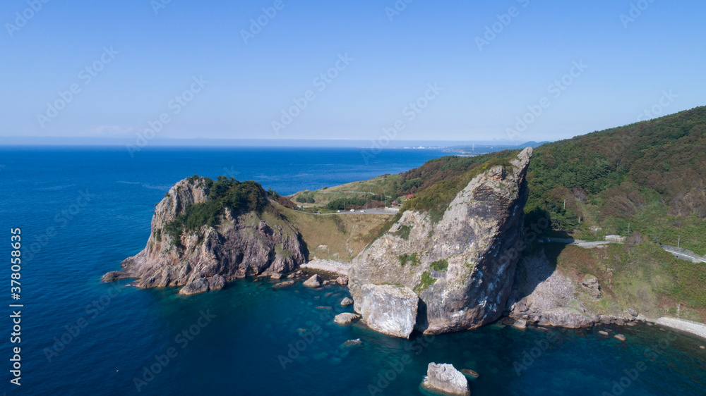 Fototapeta premium 《青森県・下北半島》願掛岩
