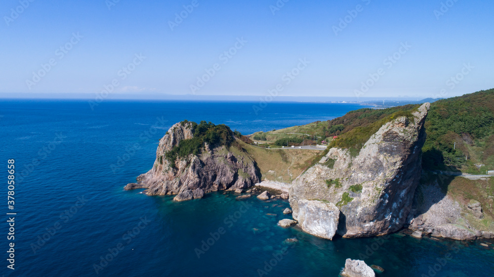 Fototapeta premium 《青森県・下北半島》願掛岩
