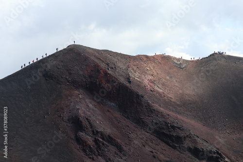 Etna - Bordo del Cratere Barbagallo inferiore photo