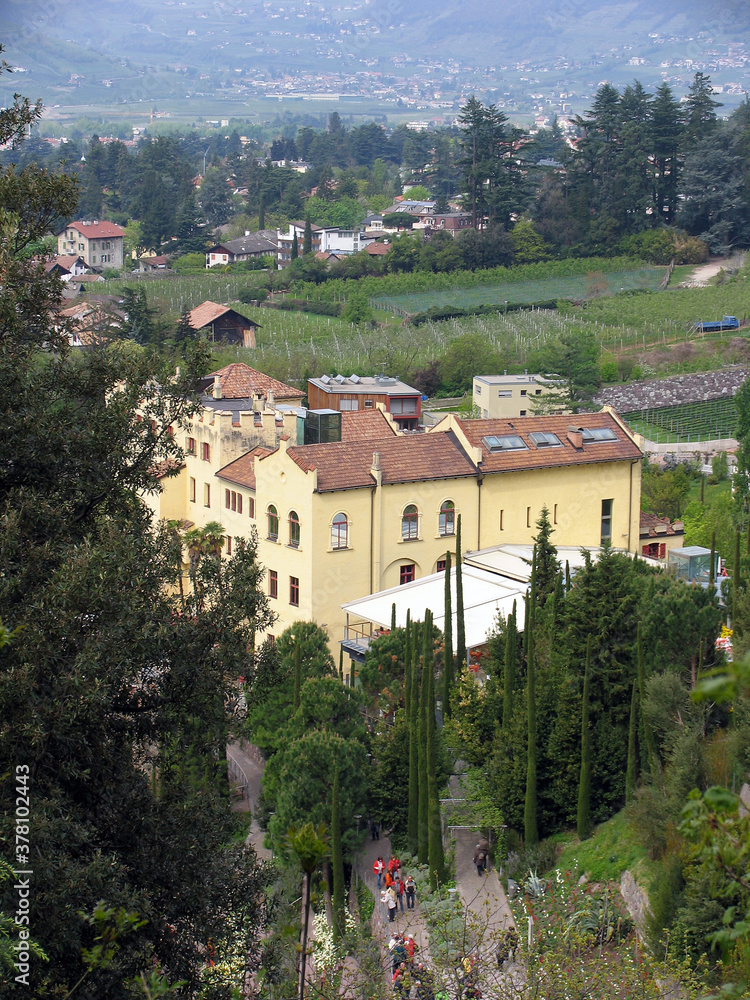 Gärten und Schloss Trautmansdorff in Meran. Meran, Südtirol, Italien, Europa