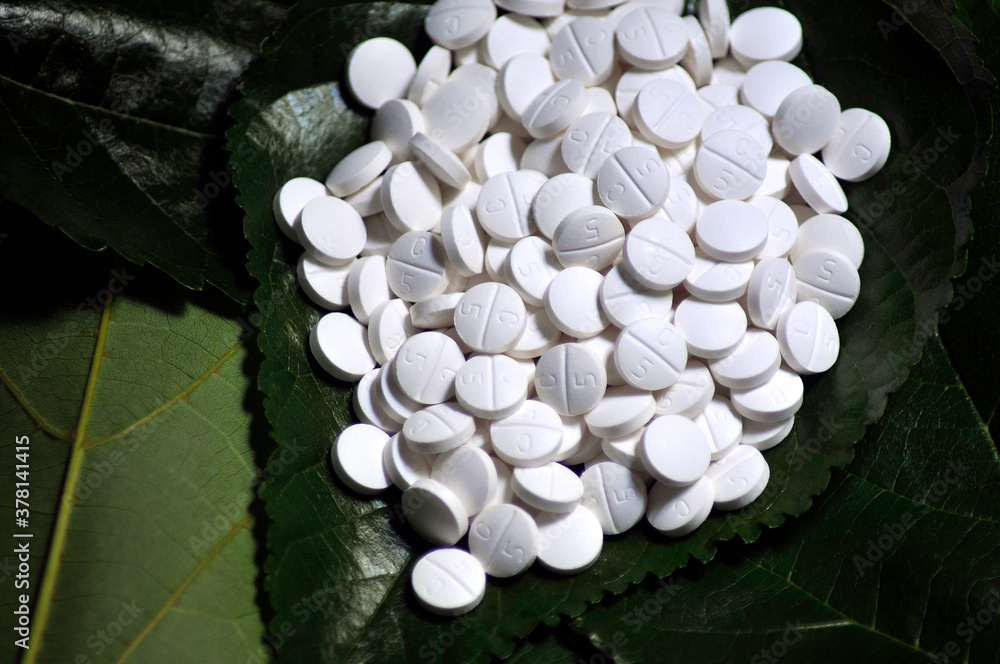 Handling pharmacy tablet - biomedicine