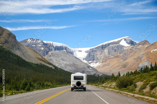 A motorhome making it's way through the Rocky Mountains in Jasper National Park © Torval Mork