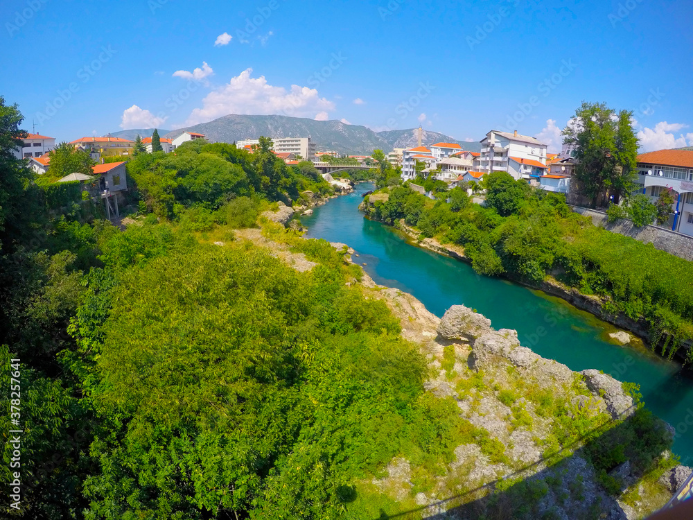 Błekitny mostar