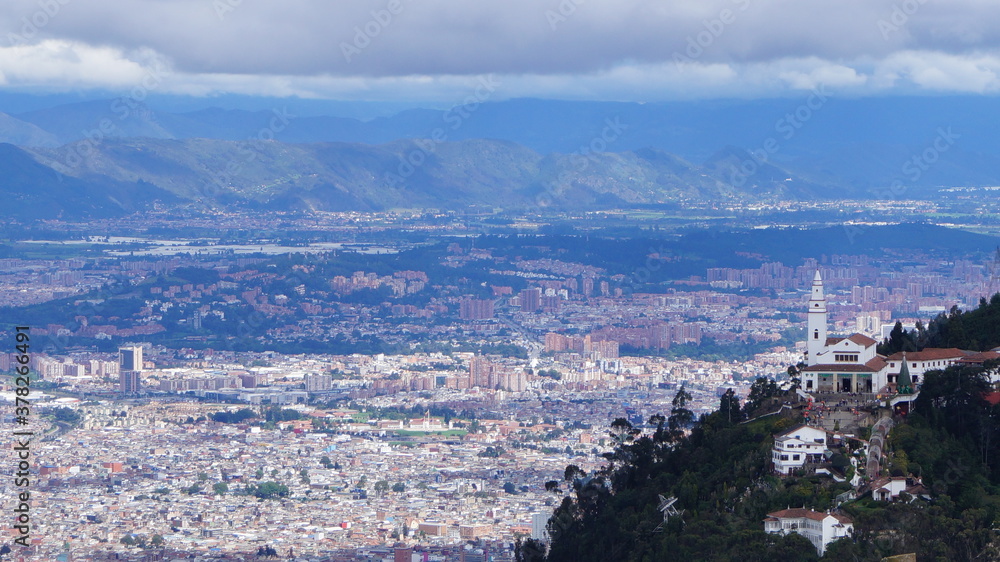 Obraz premium Panoramic view of Bogota Colombia. 