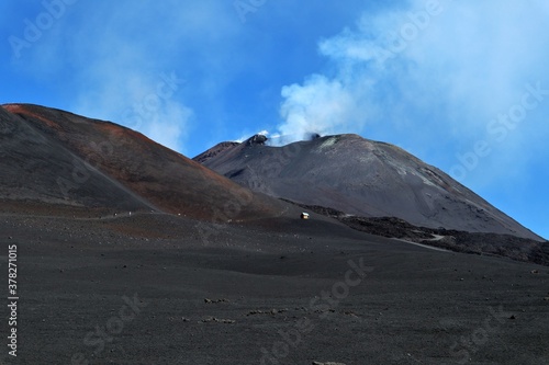 Etna - Scorcio del cratere dall'autobus © lucamato
