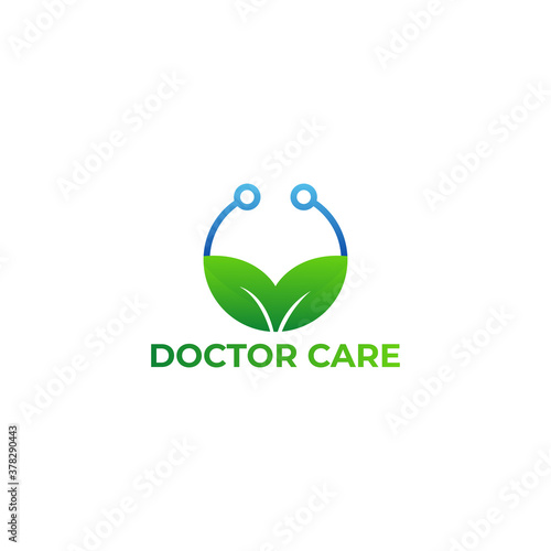 G letter herbal logo with green gradient