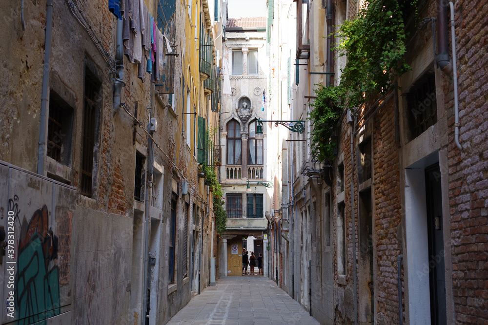 Etroite ruelle de Venise