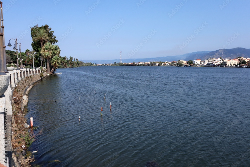 Messina - Panorama al Lago di Ganzirri