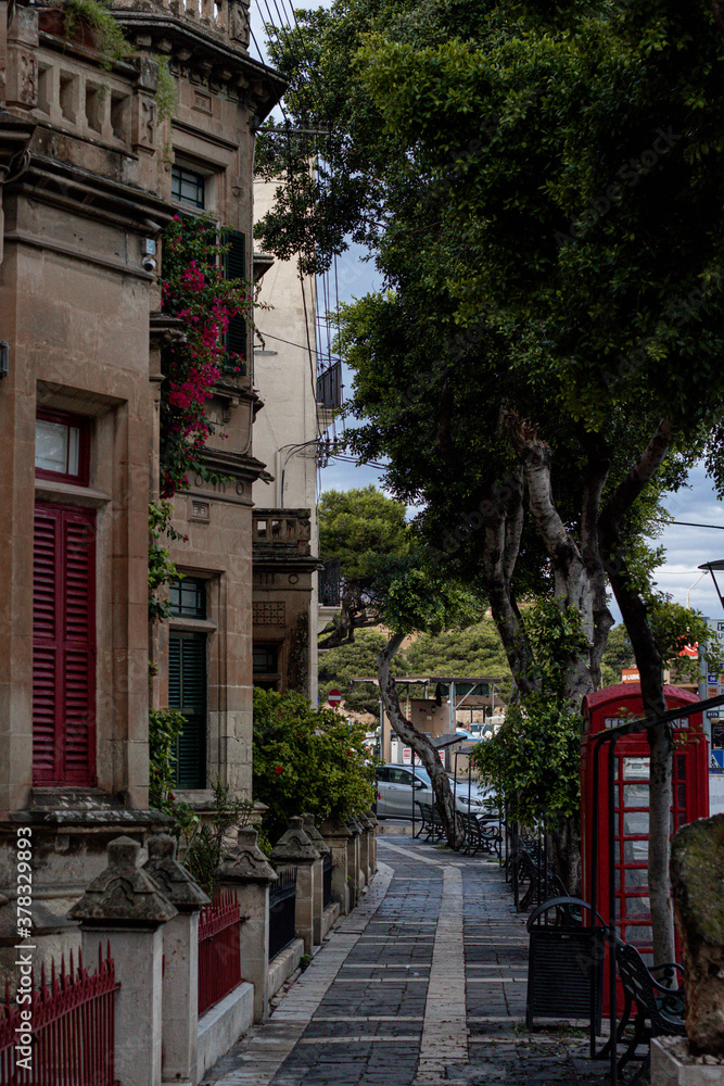 Fototapeta premium street, city, house, architecture, building, town, old, Europe, houses, home, travel, Spain, village, urban, sky, tree, buildings, France, Malta, old town, Mdina, Maltese