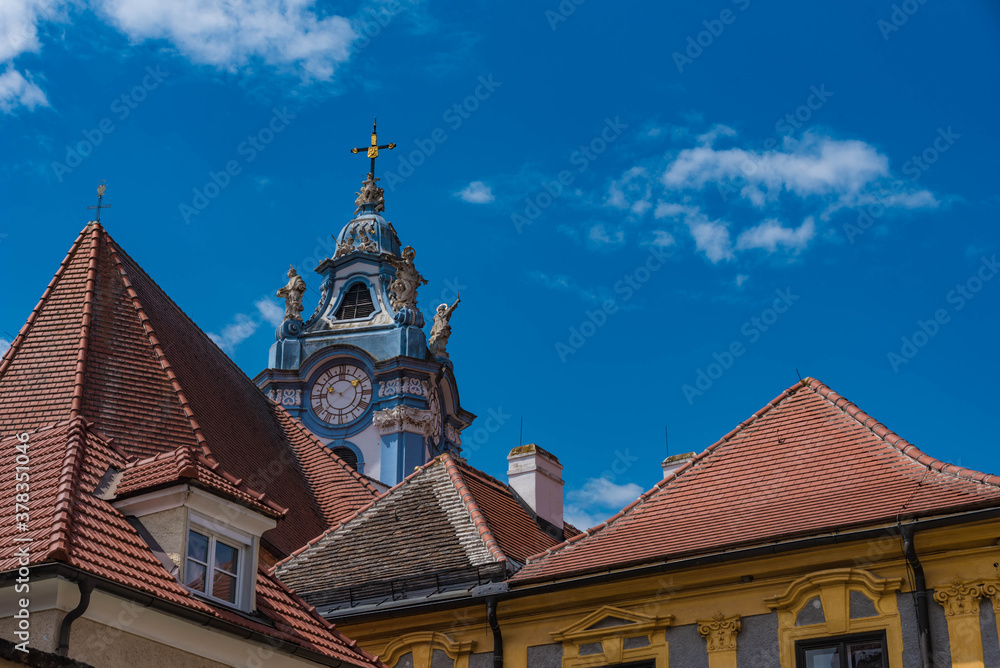 Altstadt von Dürnstein mit blauem Turm