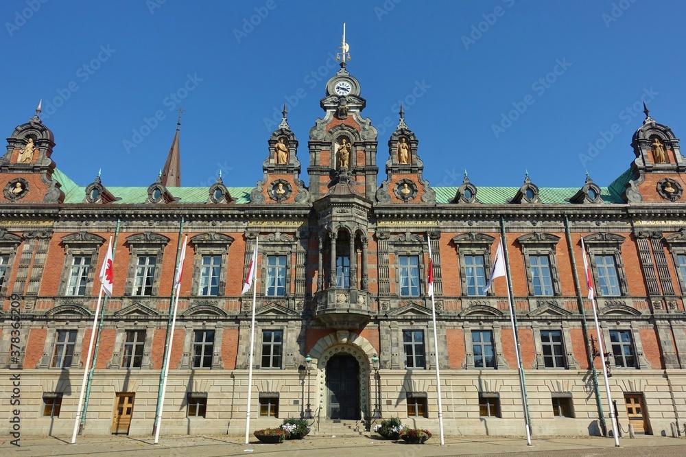 Obraz premium MALMO, SWEDEN -16 AUG 2020- View of the landmark Malmo City Hall (Radhus) located in Malmo, Sweden.