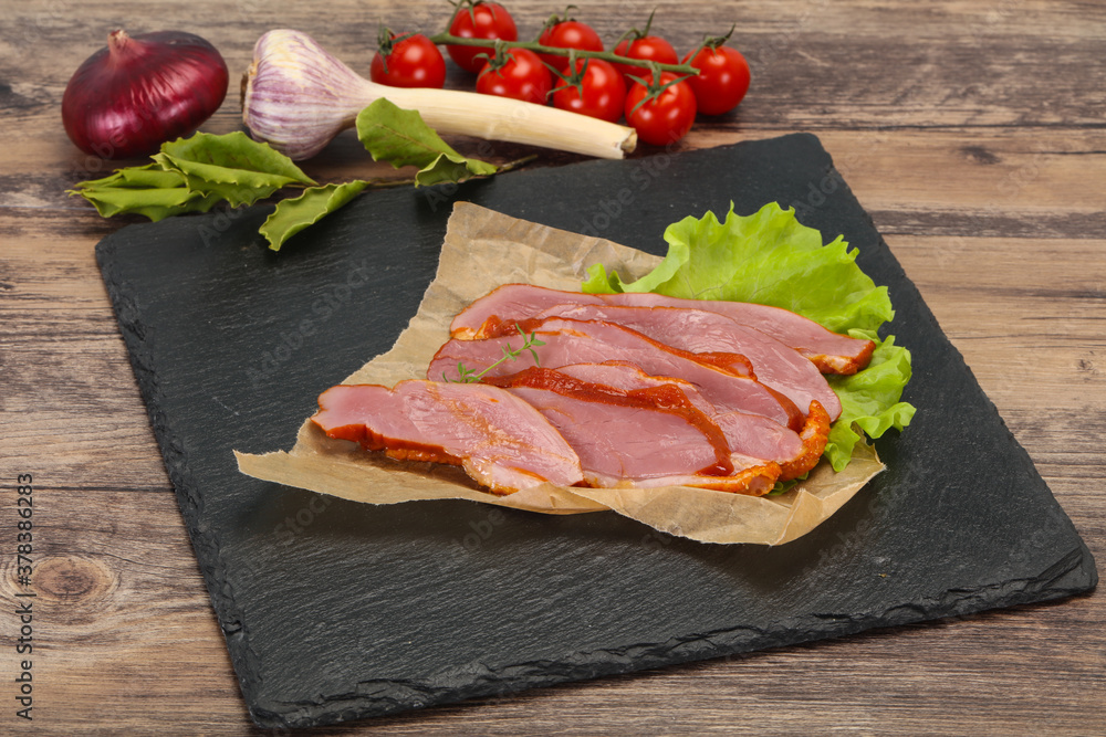 Sliced smoked duck breast served salad Sliced smoked duck breast served salad