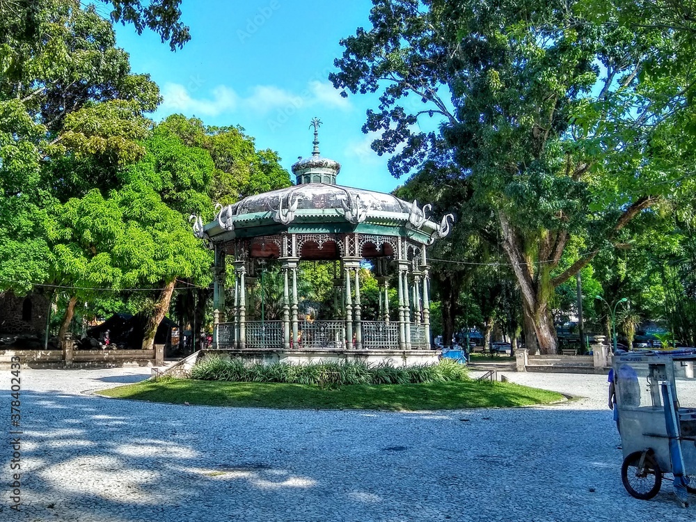 Obraz premium Coreto central em ferro - Praça Batista Campos