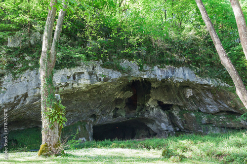 Caves of Sare photo