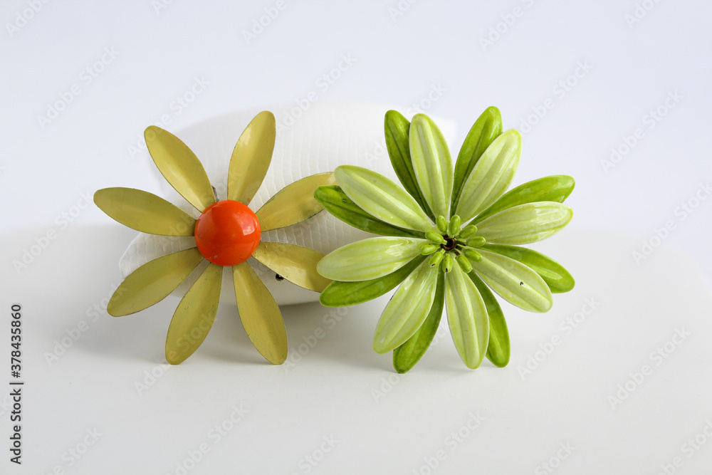 Pair of Enamel Flowers Green Red White Metal Brooches Pair of Enamel Flowers Green Red White Metal Brooches