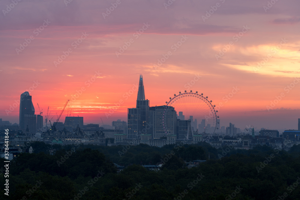 Stunning sunrise view of London skyline  