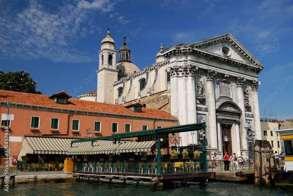 Φωτογραφία Church of the Gesuati Santa Maria del Rosario on the Giudecca Canal Venice