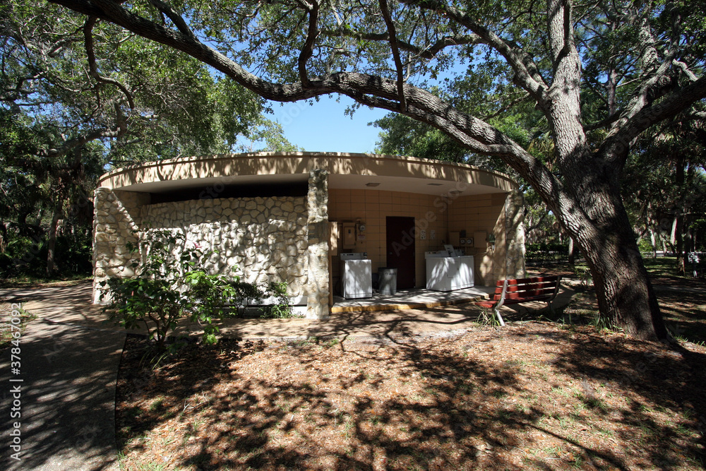 Showers bathrooms and laundry facilities for tent camp sites in Fort De Soto Park, Florida. Showers bathrooms and laundry facilities for tent camp sites in Fort De Soto Park, Florida.