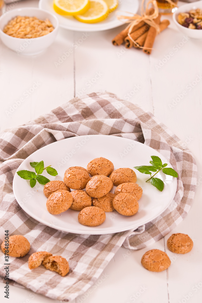 Amaretti cookies.	