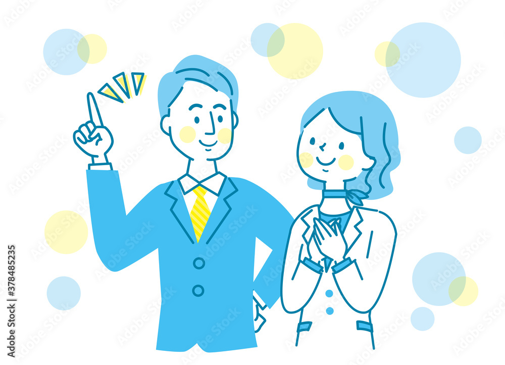 安心する女性と説明する男性 安心する女性と説明する男性