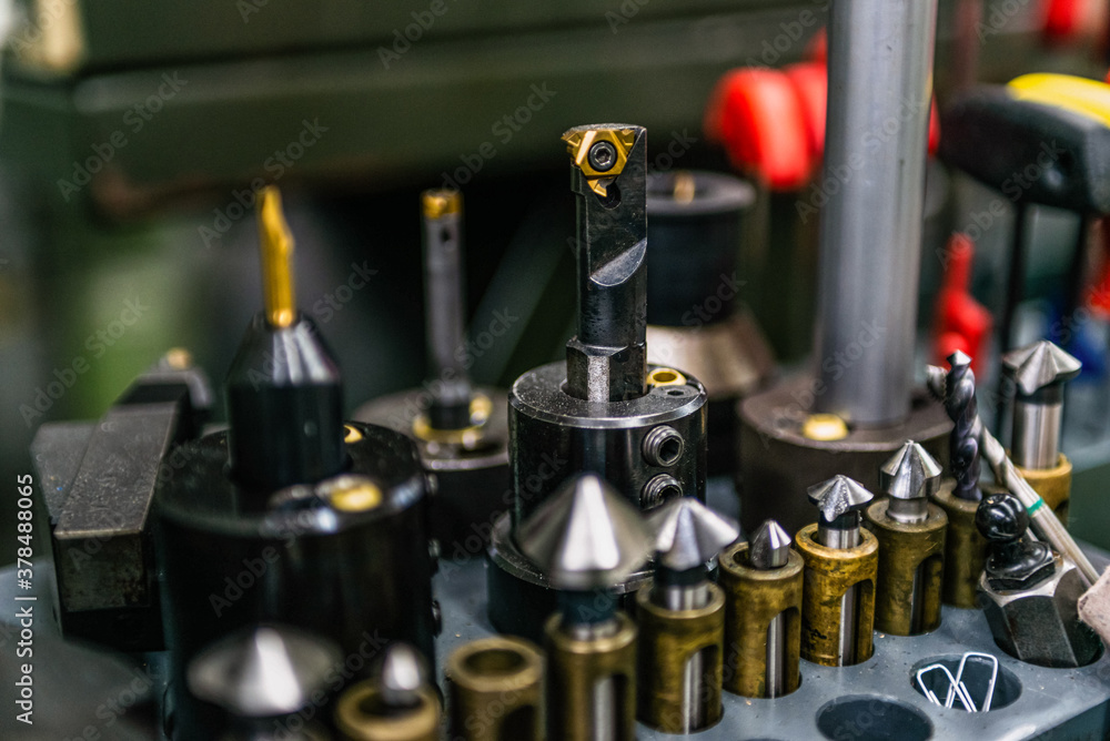 various Size of lathe machine cutting tools used carbide Endmills for machining center in metal work various Size of lathe machine cutting tools used carbide Endmills for machining center in metal work