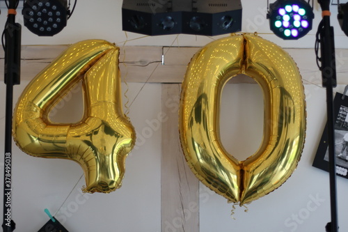 Obraz na płótnie 40 lat w salonie