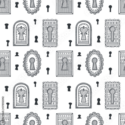 Seamless pattern with cute hand drawn ornamental  keyholes 