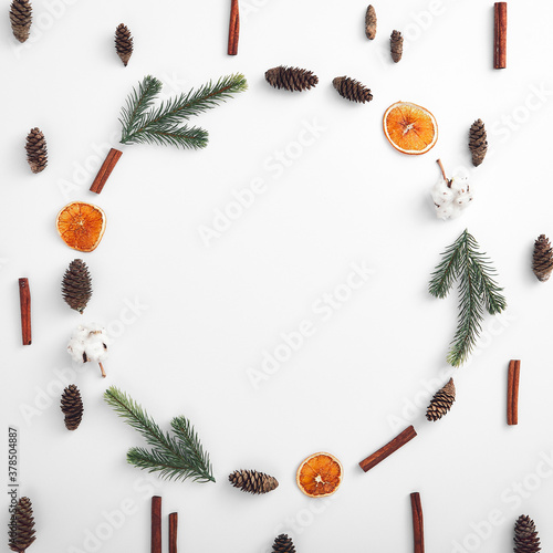 Zero waste wreath with creative pattern and copy space