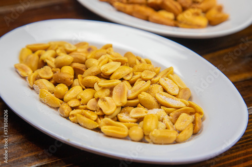 Fried Nuts with Cashew Nuts
