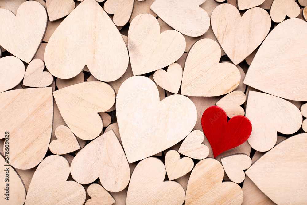 Obraz premium Red heart, valentine day greeting card. Wooden hearts background.