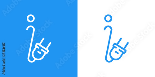 Concepto energía eléctrica. Logotipo lineal letra inicial I con enchufe eléctrico con cable en fondo azul y fondo blanco