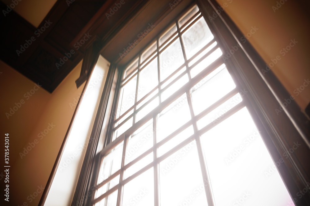 Obraz premium 窓からの明かり