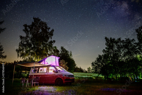 Bulli Nachthimmel Camper Vanille